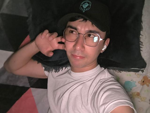 OliverHot69 - Live sex cam - 29276687