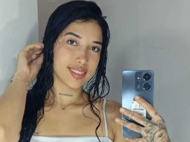 KrystalEvans - Live porn &amp; sex cam - 29290871