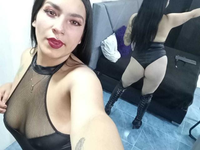 KiaraThomsomp - Sexe cam en vivo - 29292026