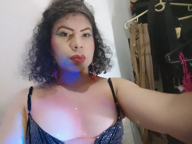 MistressEmeraMt - Live sex cam - 29294105