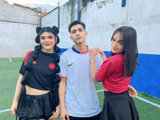 DeliciousOnionTrio - Live porn &amp; sex cam - 29294213