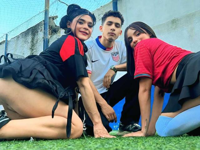 DeliciousOnionTrio - Sexe cam en vivo - 29294234