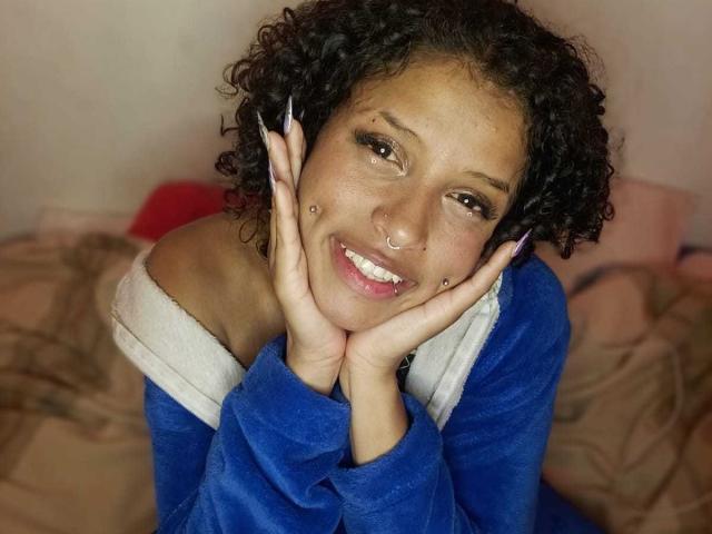 LunaKeller - Live sex cam - 29296811