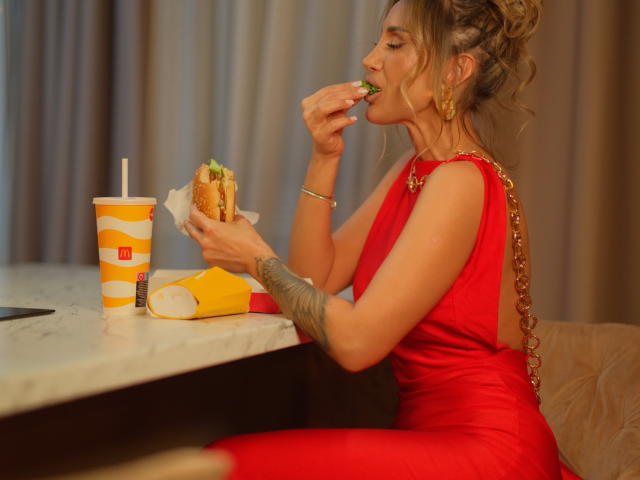 EvelynEvy - Live porn &amp; sex cam - 29299859