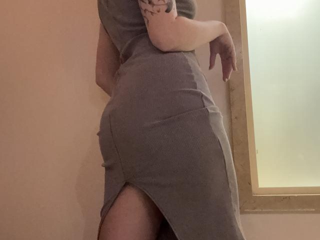 HotCaramelsTrio - Live porn &amp; sex cam - 29307731