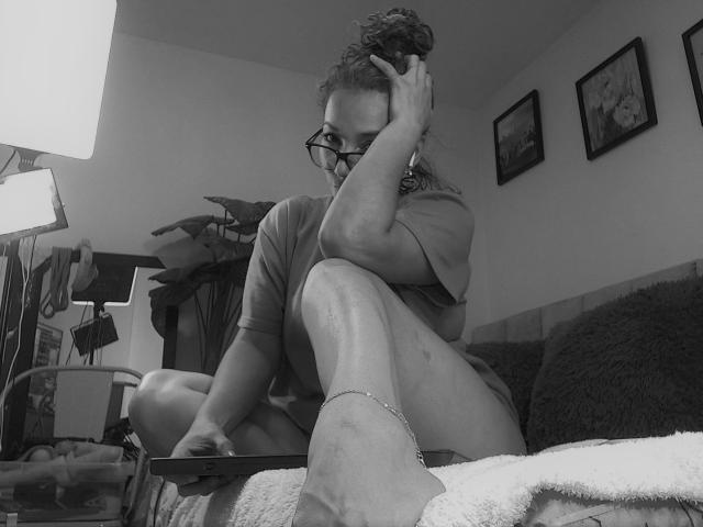 AmberDemons - Live porn &amp; sex cam - 29313287