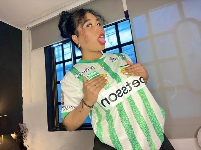 SophieSonyas - Live porn &amp; sex cam - 29318159