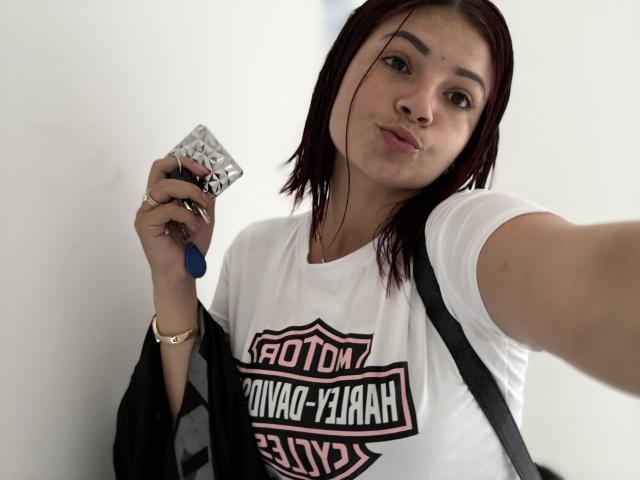 KatherineToro - Sexe cam en vivo - 29318222