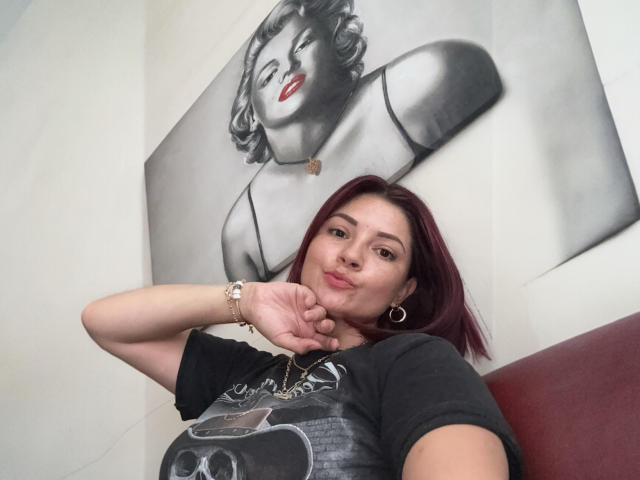 KatherineToro - Live sexe cam - 29318492