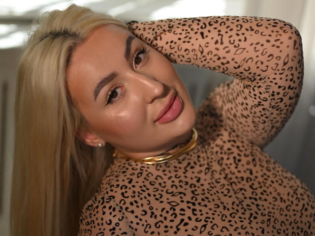 LiaBrazzerr - Sexe cam en vivo - 29320028