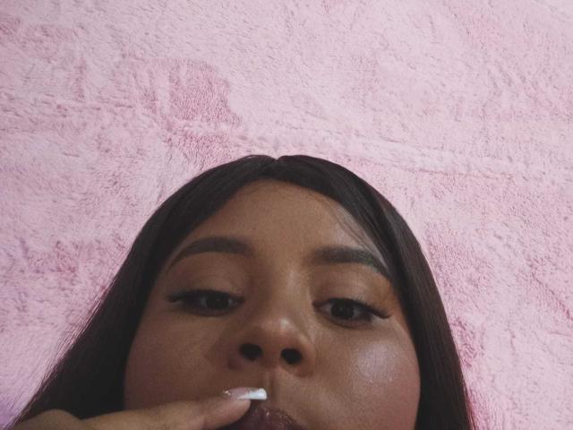 AkiraHeat - Live sexe cam - 29322341