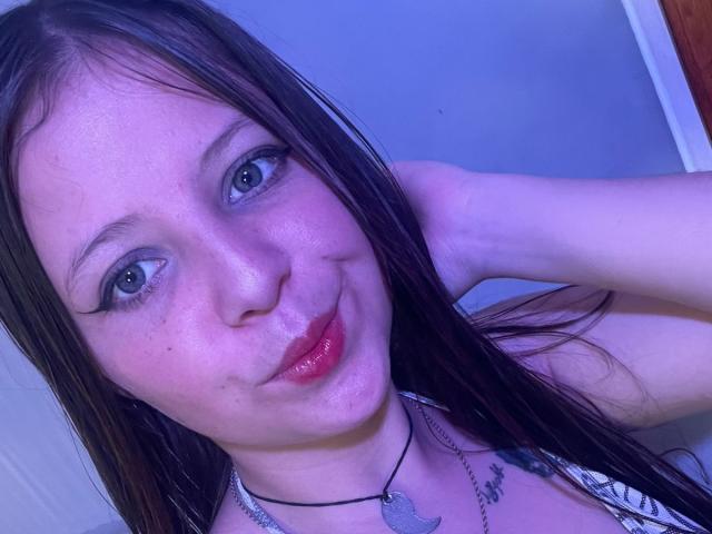 GraceRedMiller - Live porn &amp; sex cam - 29323598
