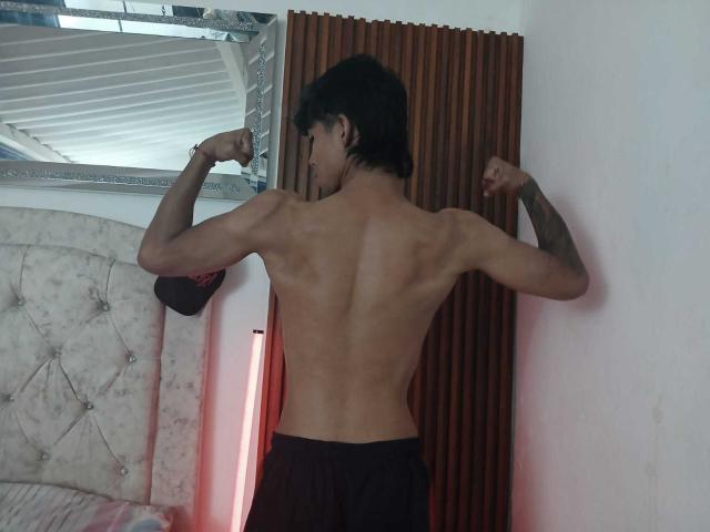 SexlyMan - Sexe cam en vivo - 29323943