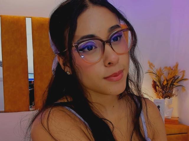 MarilynHills - Live sex cam - 29324522
