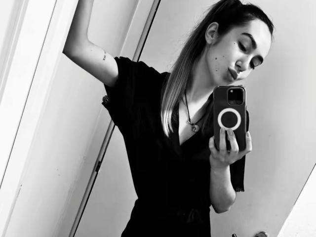 AraiaSheri - Sexe cam en vivo - 29329964