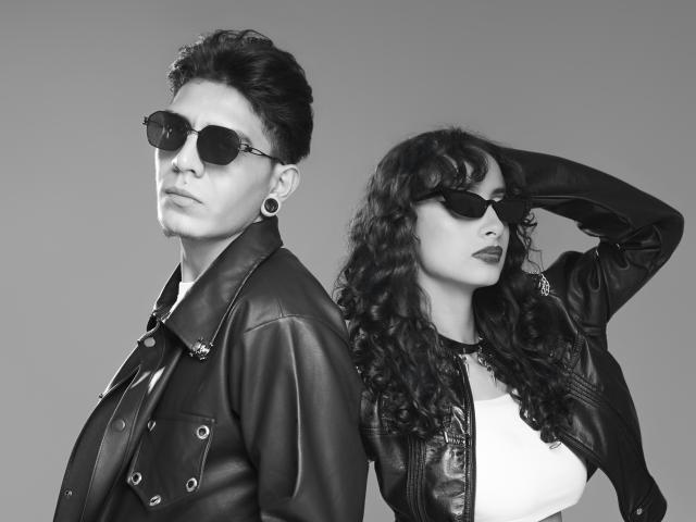 AbrilAndJulian - сексуальная веб-камера в реальном времени - 29331452