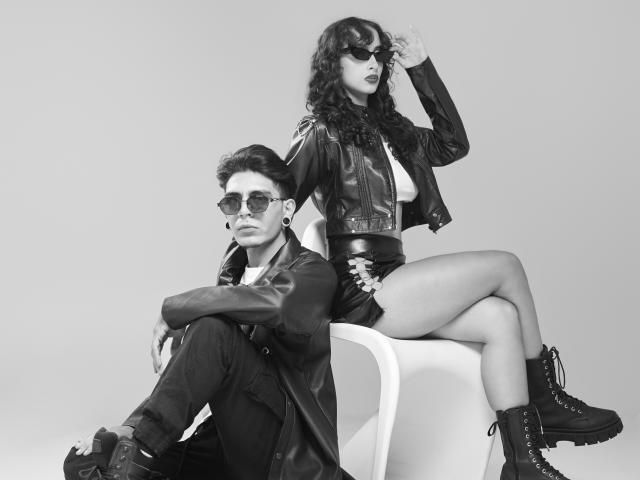 AbrilAndJulian - Live porn &amp; sex cam - 29331473