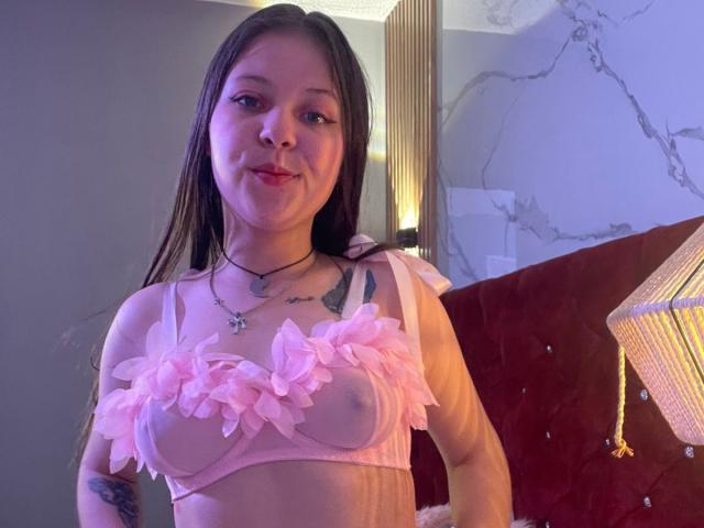 GraceRedMiller - Live porn &amp; sex cam - 29333543