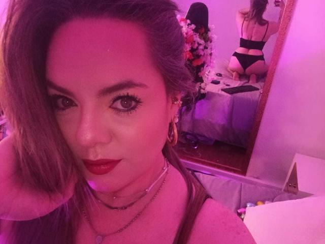 AvaMia - Live Sex Cam - 29340683