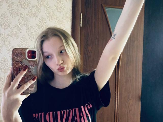 MelbaCaffee - Live porn &amp; sex cam - 29343485