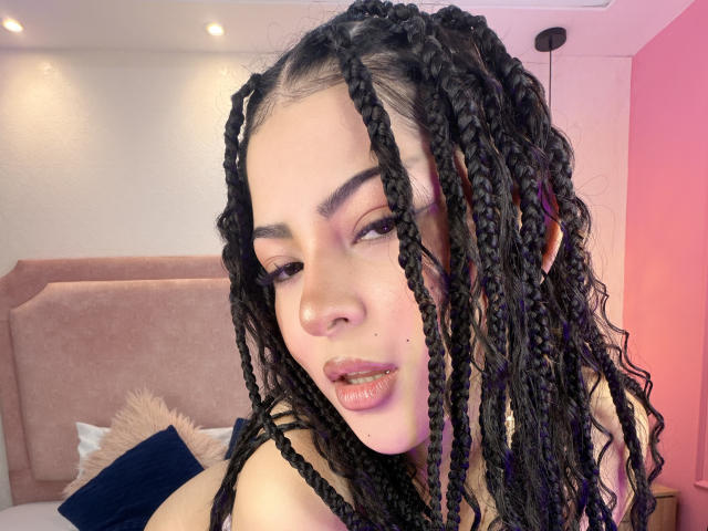 RheaVolk - Live Sex Cam - 29343935