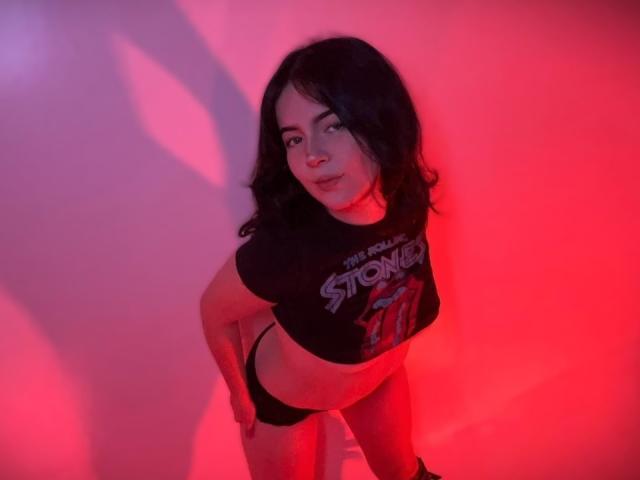 AliinaFontaine - Live porn &amp; sex cam - 29345066