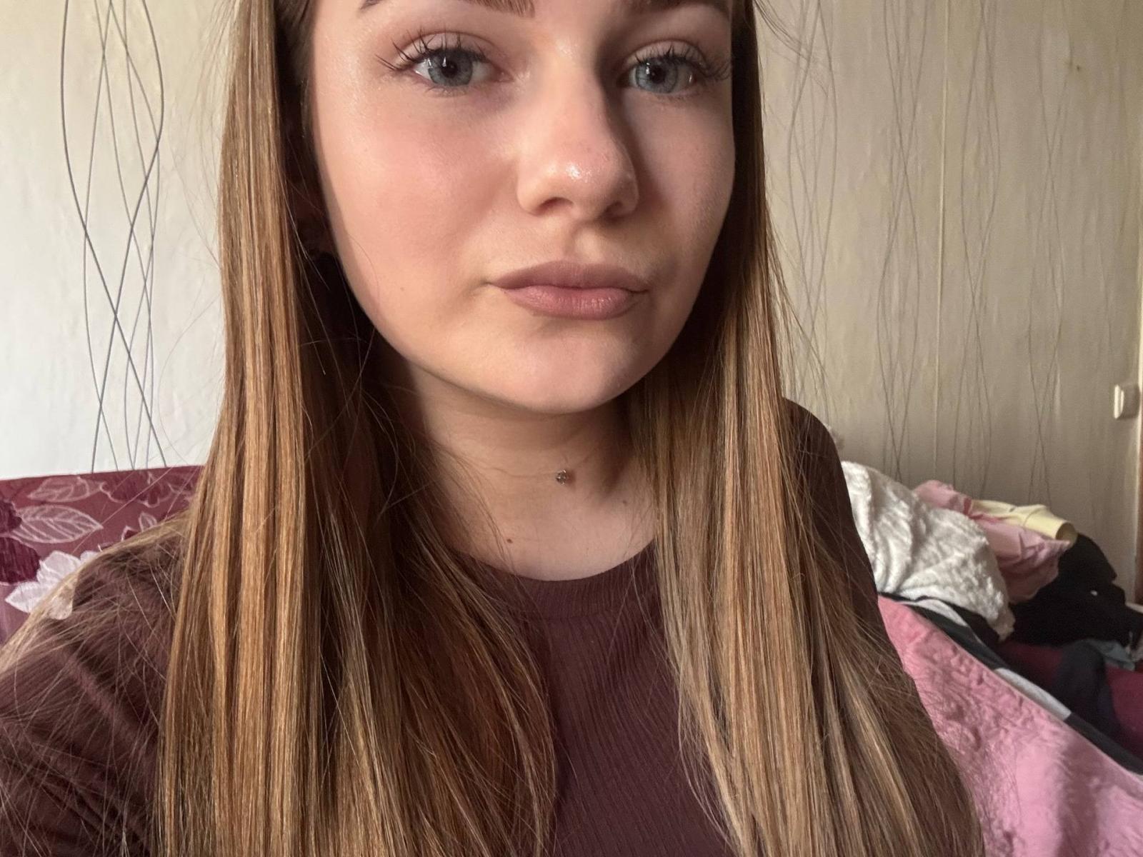 KendalOstroff - Sexe cam en vivo - 29348090