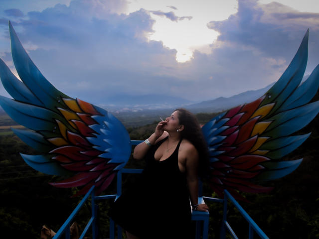 GenesisMontenegro - Sexe cam en vivo - 29349077