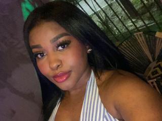 Watch NicolZurich Live on XLoveCam