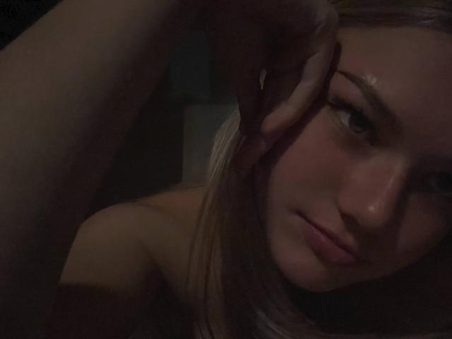 RandaDaill - Live Sex Cam - 29353193