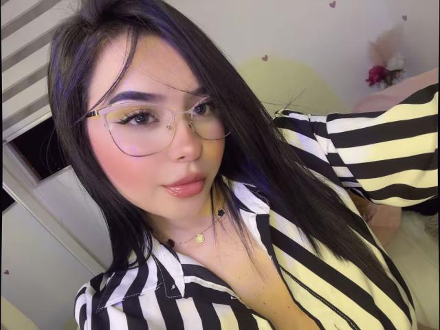 MiaAylen - Live Sex Cam - 29353649