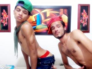 Twopervertedguys - online show nude with this latin american Homo couple 