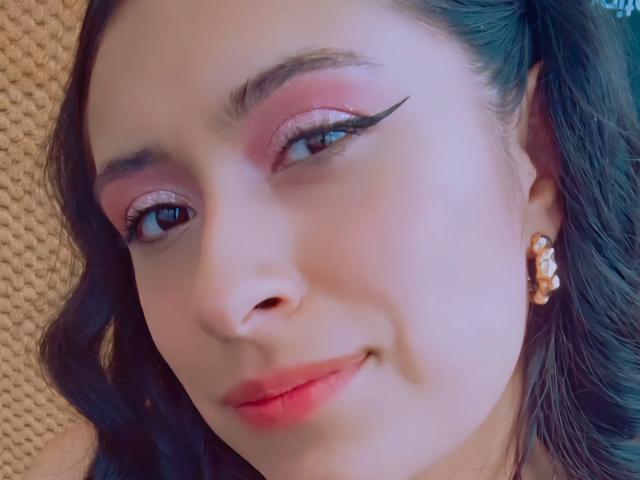 RoxanneHan - Live porn &amp; sex cam - 29358719