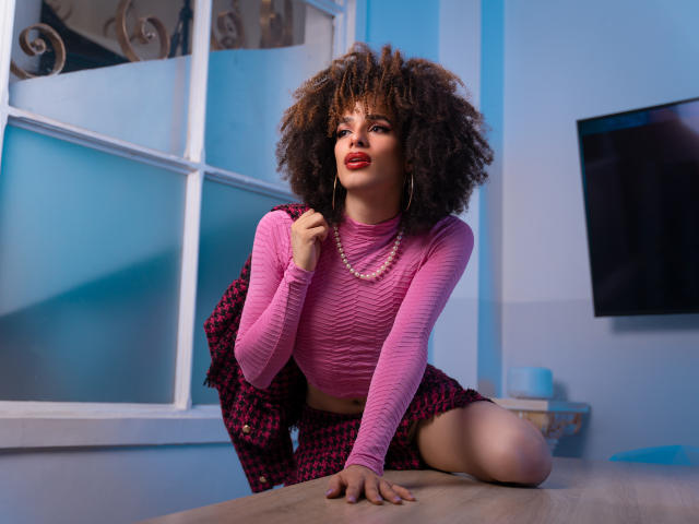 KataleyaFowler - Live sexe cam - 29360000