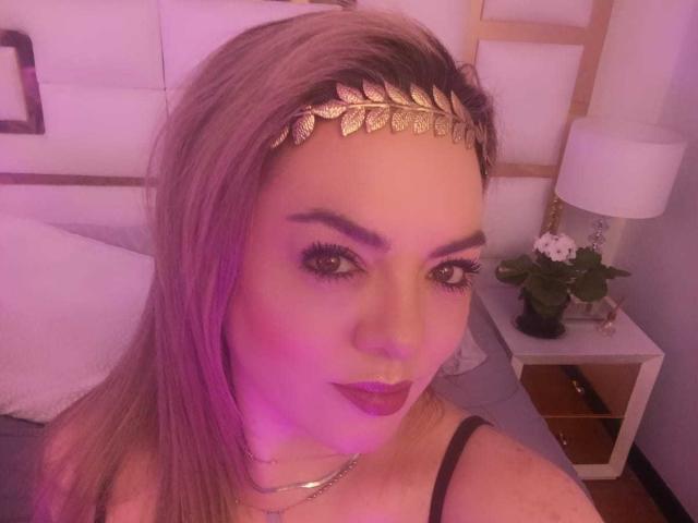 AvaMia - Live porn &amp; sex cam - 29362940