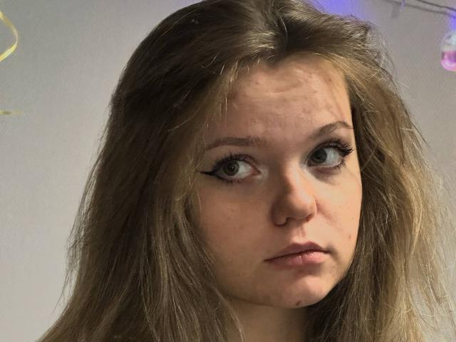 DeliaRodrick - Live sexe cam - 29363390