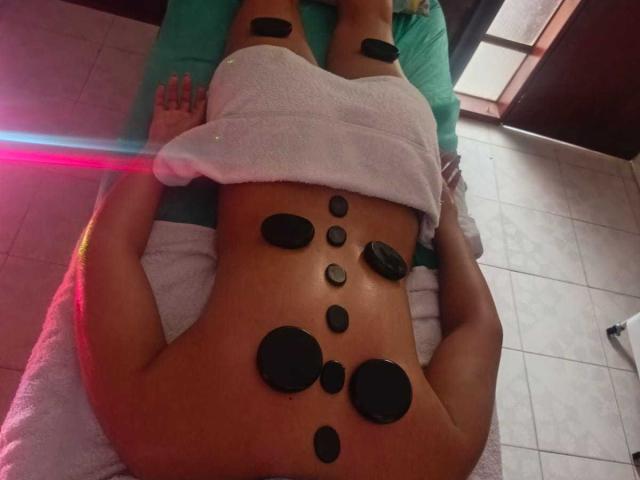 MarilynHills - Live Sex Cam - 29363675