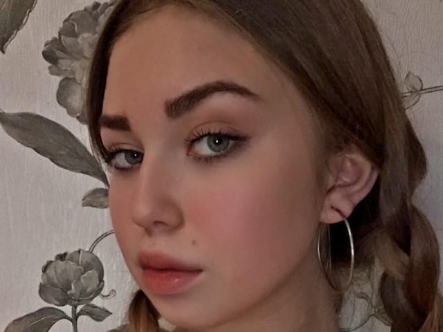 NicoleHrum - Live sexe cam - 29366456