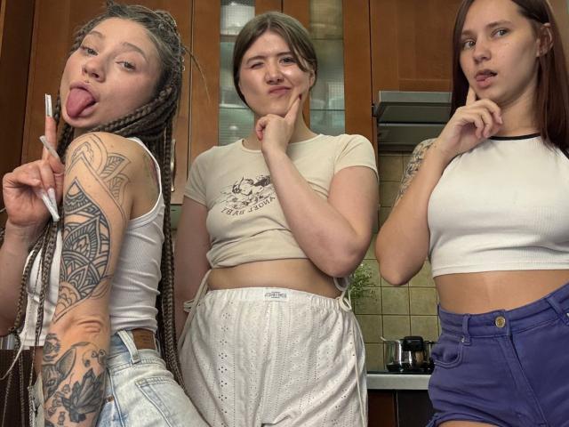 HotCaramelsTrio - Sexe cam en vivo - 29368622