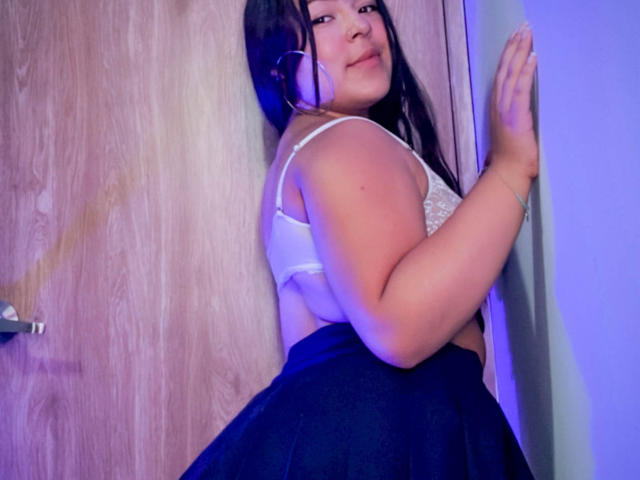 BarbaraHoneyy - Live sex cam - 29369762