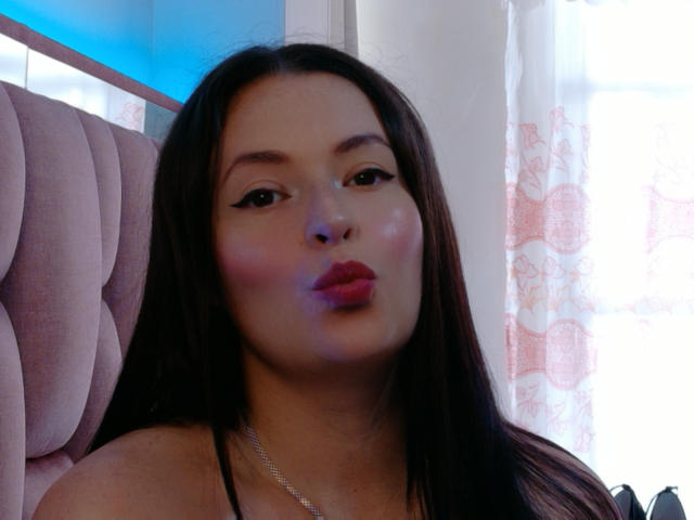 VaaleryStark - сексуальная веб-камера в реальном времени - 29371049