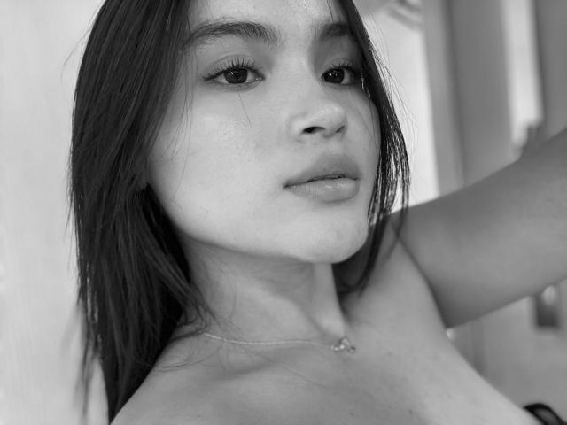 MiiaPalmer - Live porn &amp; sex cam - 29372213