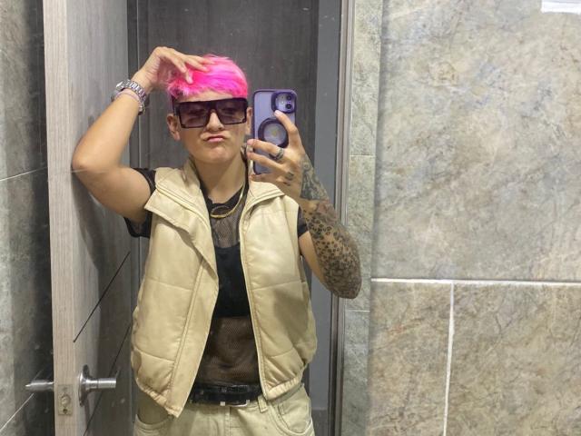 DannyRouds - Live porn &amp; sex cam - 29373719