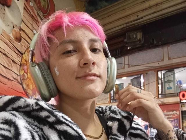 DannyRouds - Live porn &amp; sex cam - 29374280