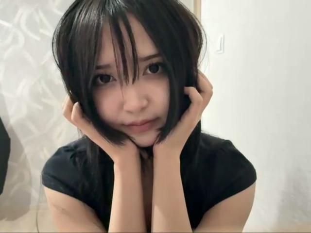 EmaVanhowe - Live sexe cam - 29376677