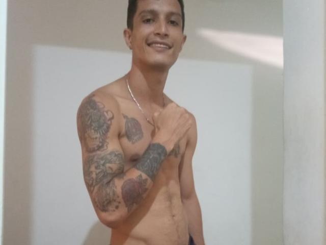 AlejoyMaria - Sexe cam en vivo - 29377427