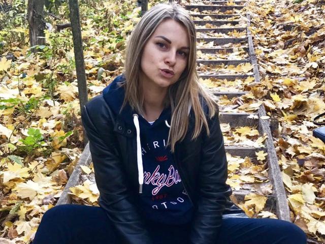 BelleLisaG - Live sex cam - 29378234