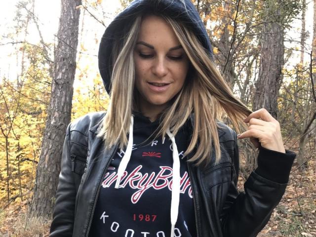 BelleLisaG - сексуальная веб-камера в реальном времени - 29378243