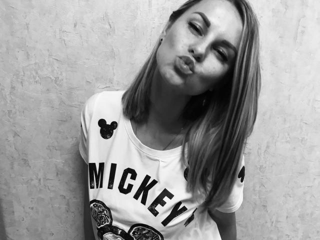 BelleLisaG - Live sex cam - 29378276