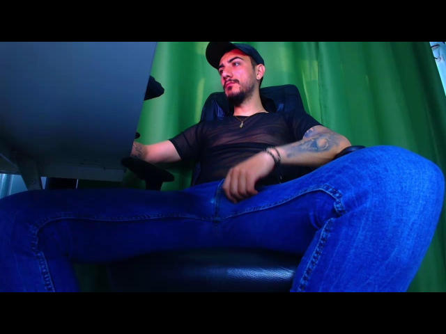 AndrewBann - Live sex cam - 29378489